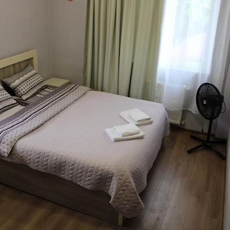 Guesthouse Evergreen Они Экстерьер фото